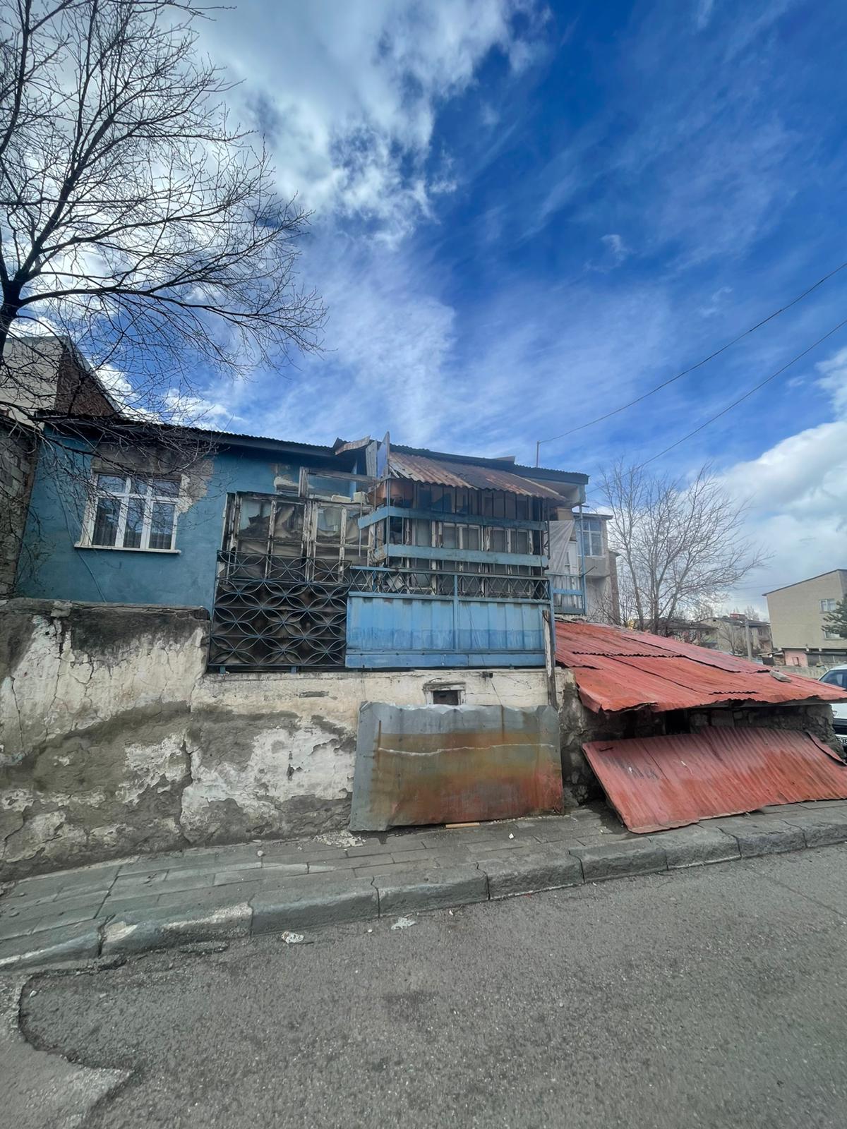 ABDURRAHMAN GAZİDE 2 KATLI BİNA